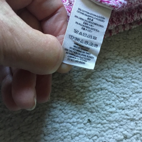 - Free People sweater in VGC - Picture 3 of 3